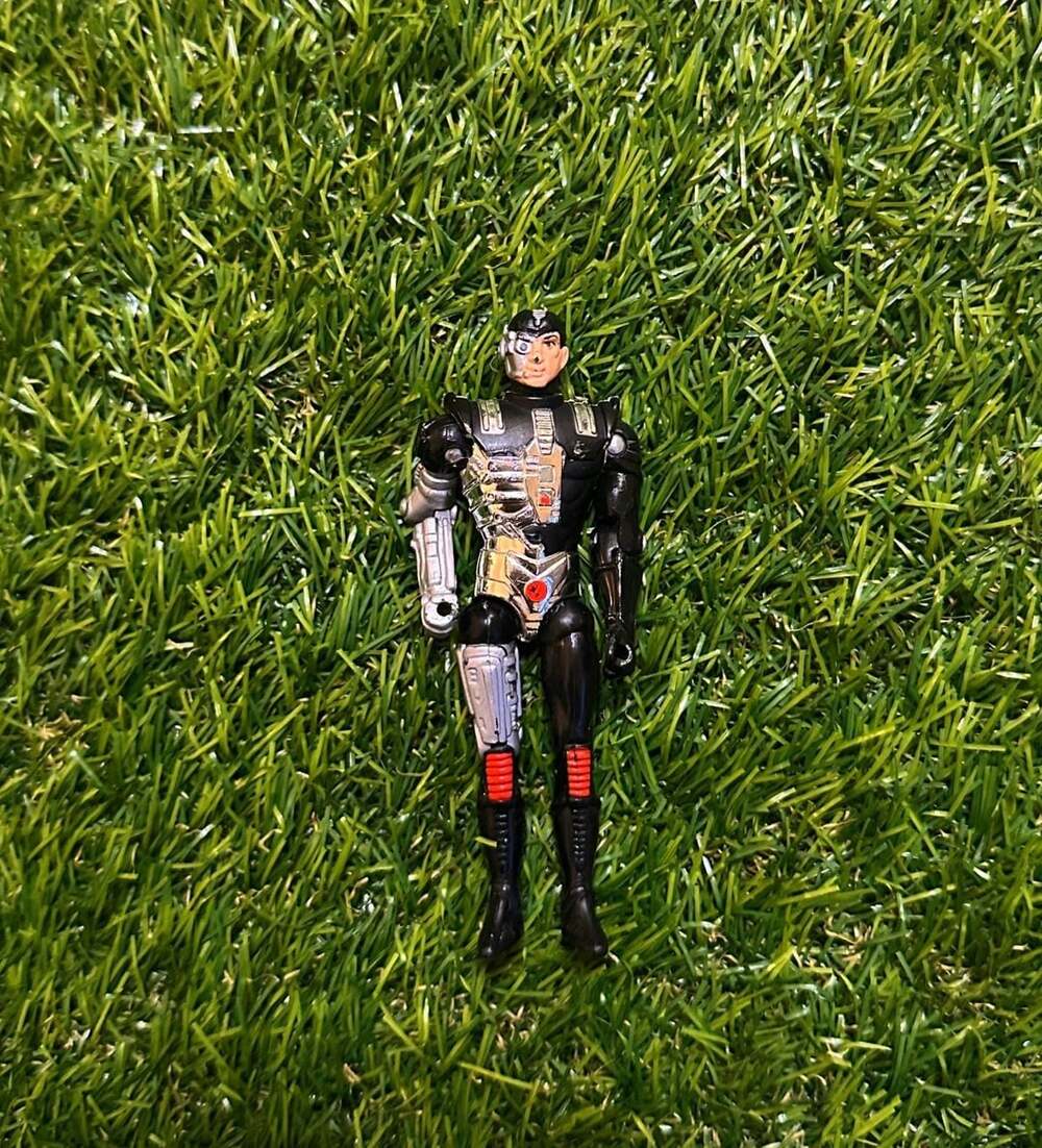 Vintage 1992 Kenner Terminator 2 Power Arm Action Figure.